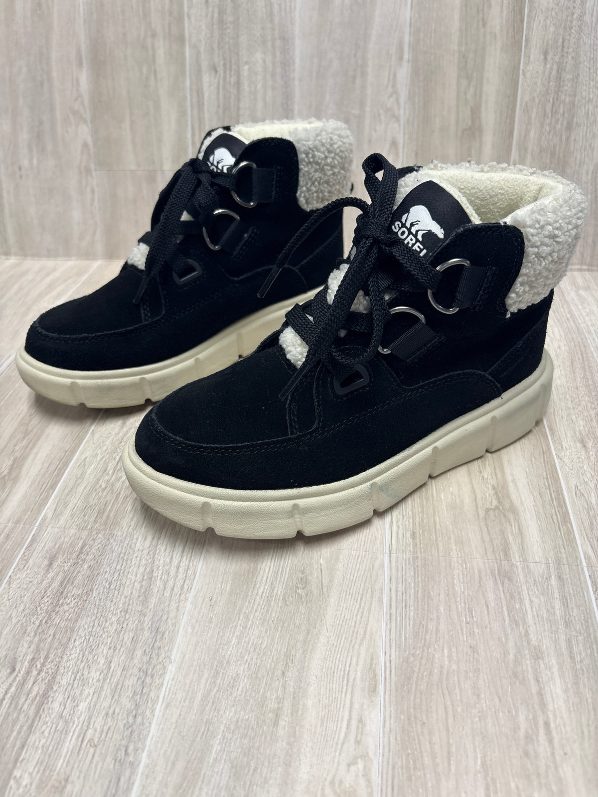 Womens 5 Sorel Black Fur Snow Boots
