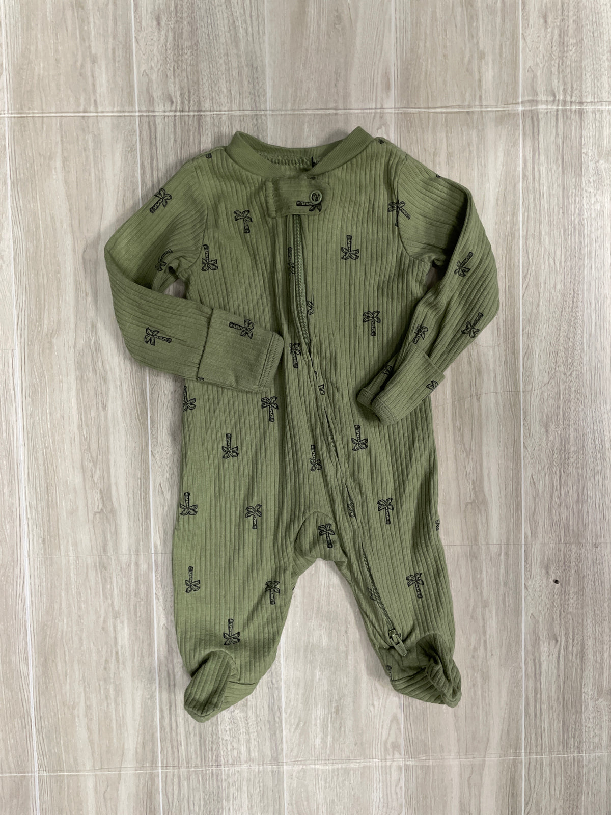 Newborn Green Ribbed Palm Tree Pajama