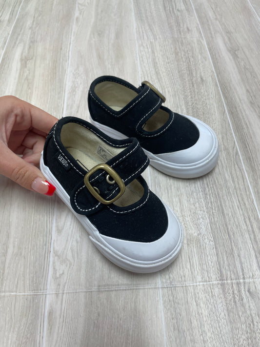 4.5c Black Mary Jane Vans