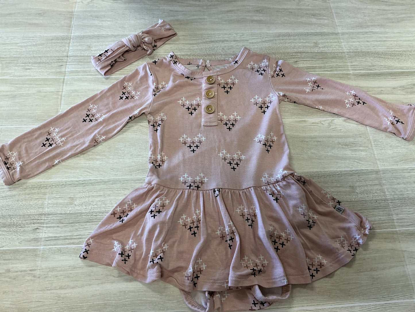 18-24m Bums & Roses Pink Heart Onesie Twirl + Bow Set
