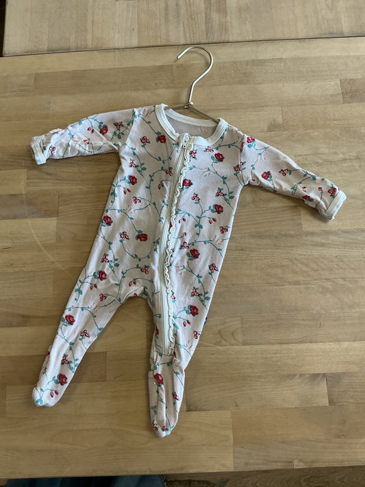 nb-kickee-rose-vine