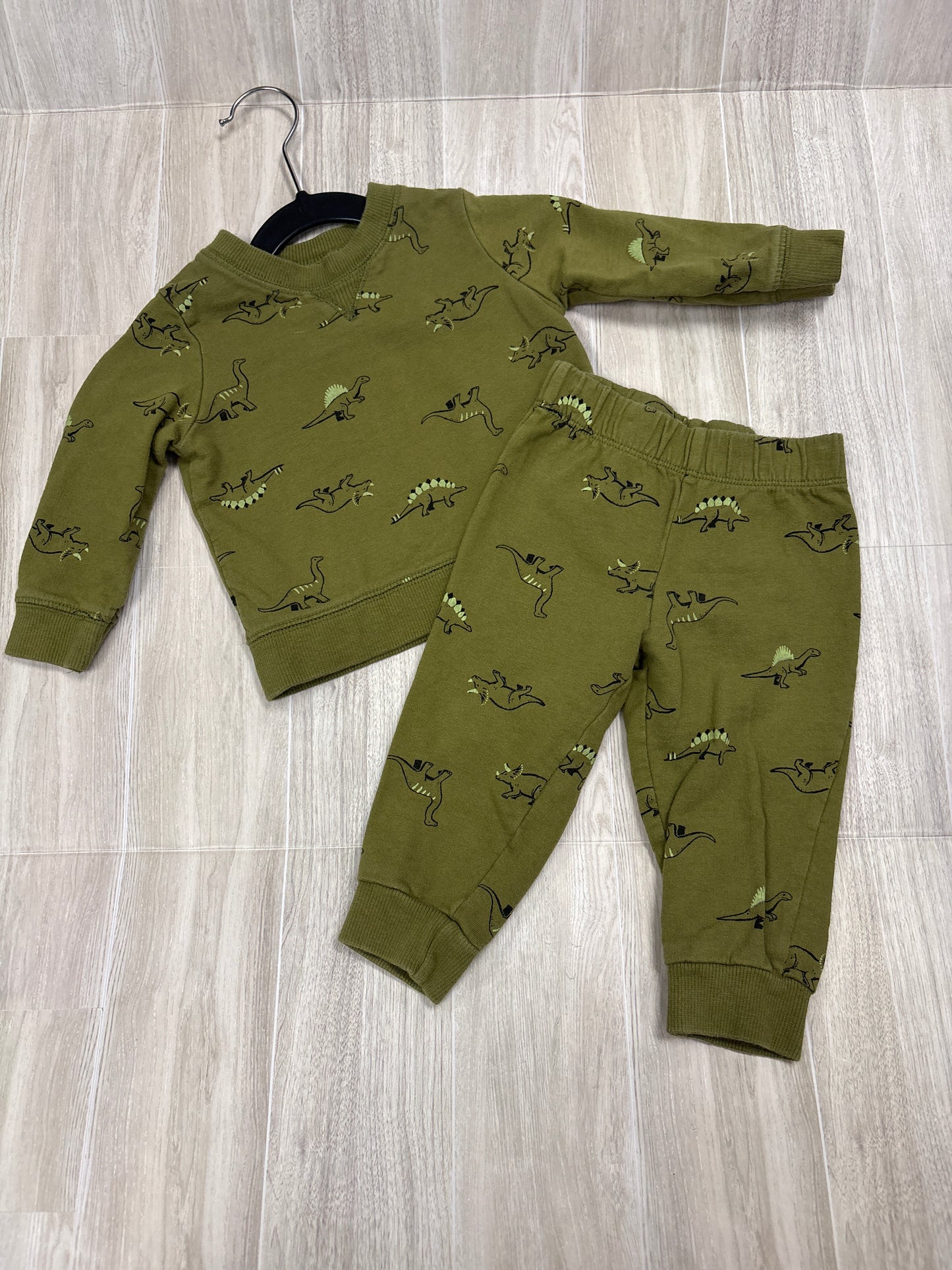 9m Olive Dino 2 Piece Set