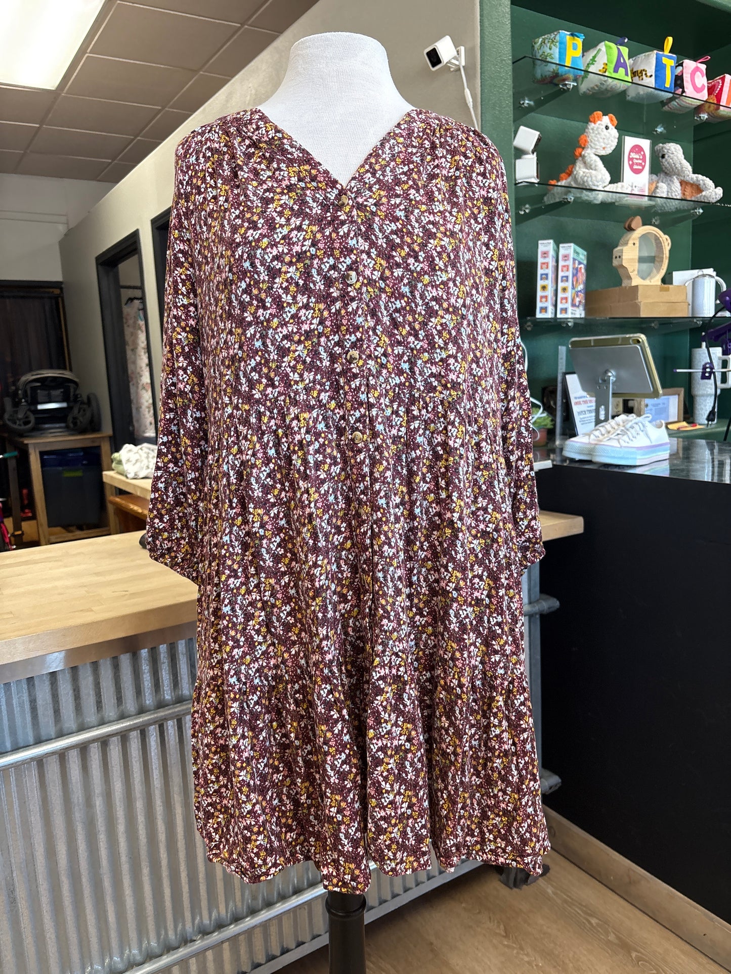 Womens XL Maternity Maroon Floral Dress