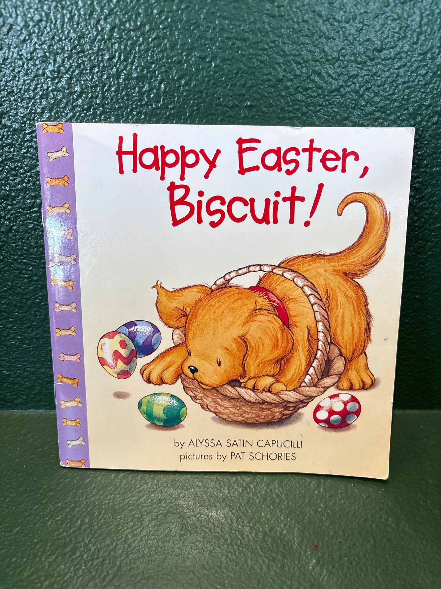 Book - Happy Easter Biscuit
