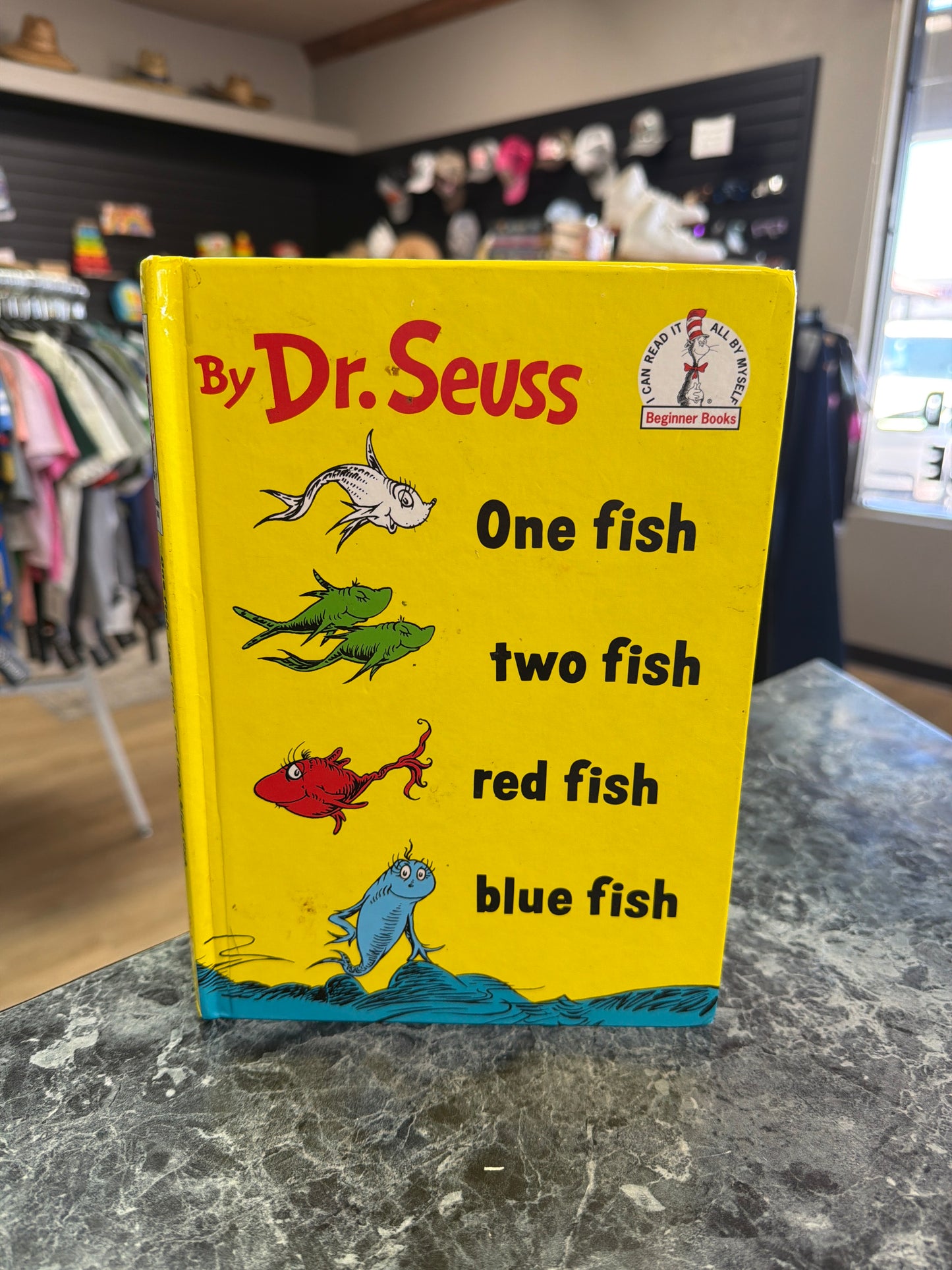 Book - One Fish Two Fish Red Fish Blue Fish