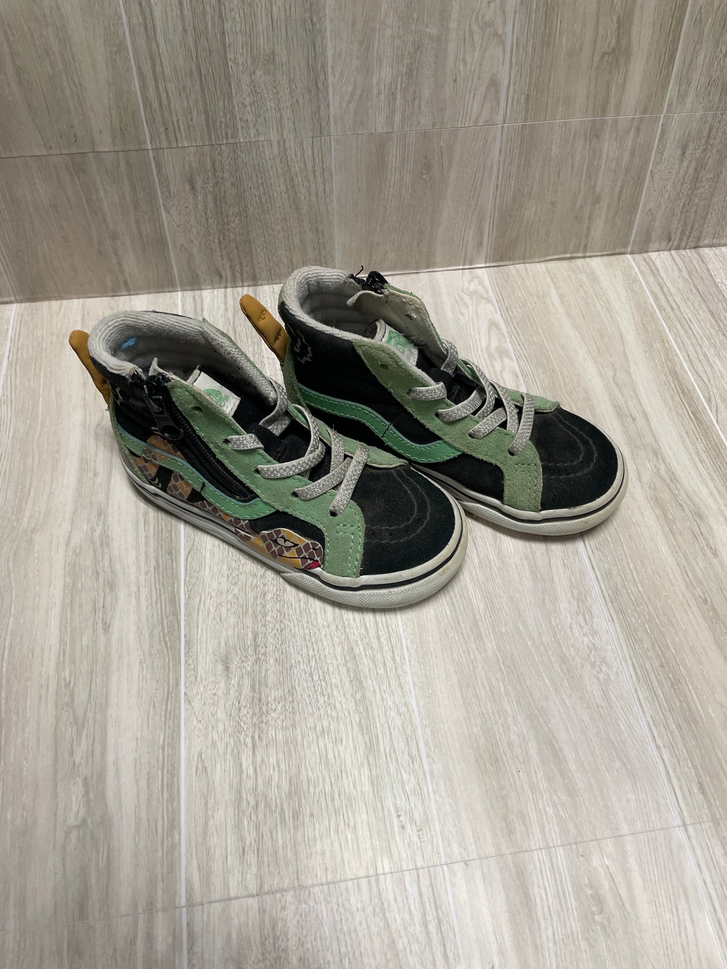 8c Snake High Top Vans