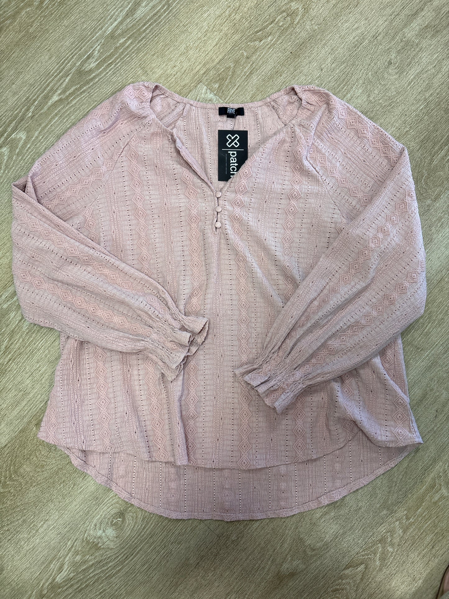 Womens XXL Pink Eylet Long Sleeve Blouse