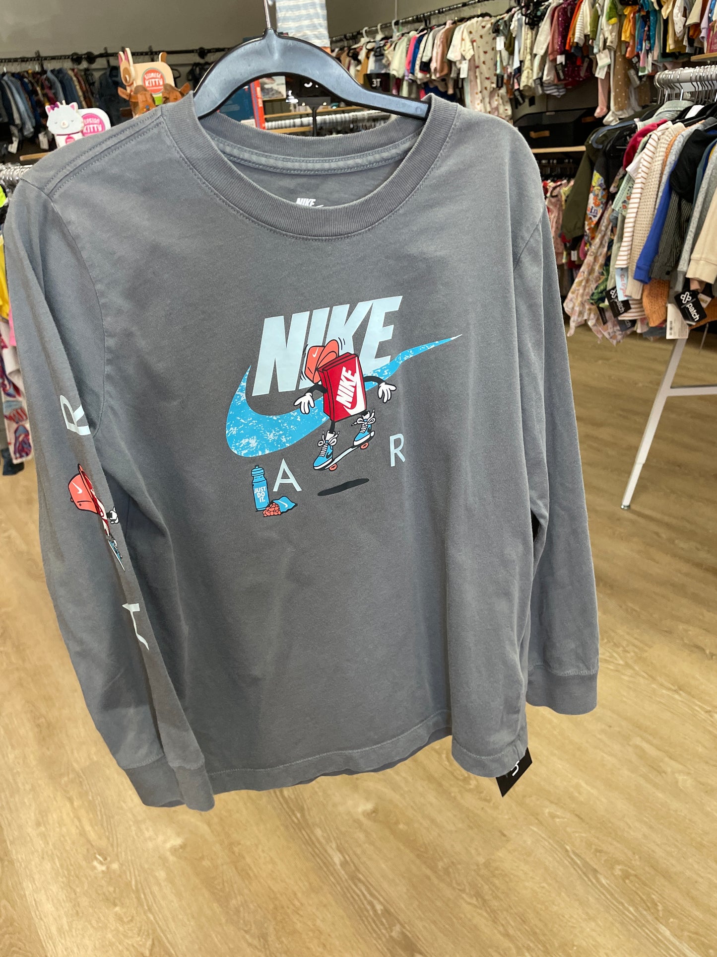 10/12 Nike Grey Long Sleeve Skateboard Graphic Shirt