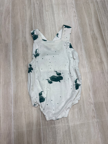 0-3m Kate Quinn Beluga Romper