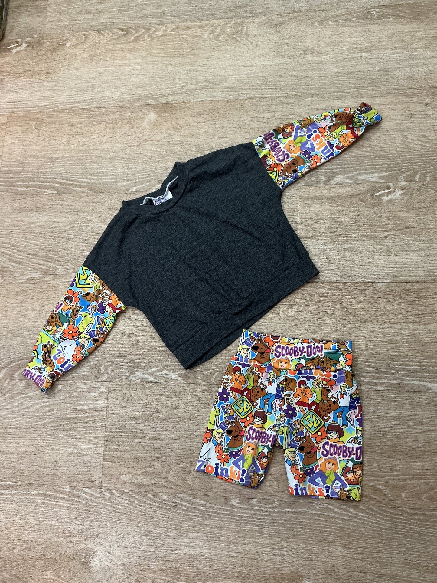 2T Handmade QK Scooby Doo 2 Piece Lounge Set