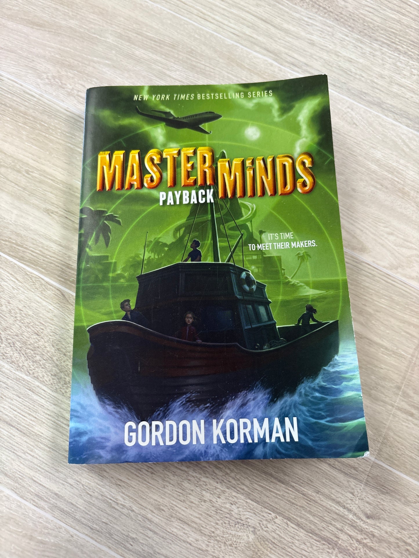 Book - Master Minds - Payback