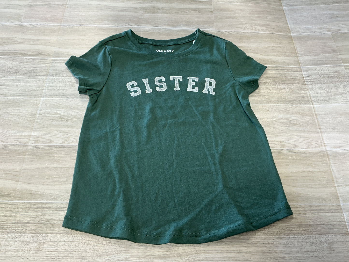 NWT 4T Sister Green Graphic Tee
