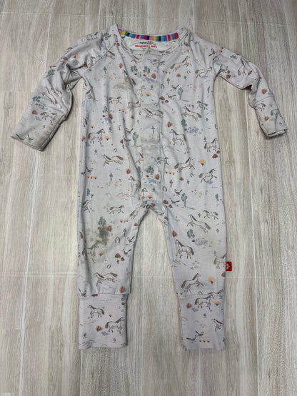 3-6m Magnetic Me Desert Horse Pajama - BLEMISH