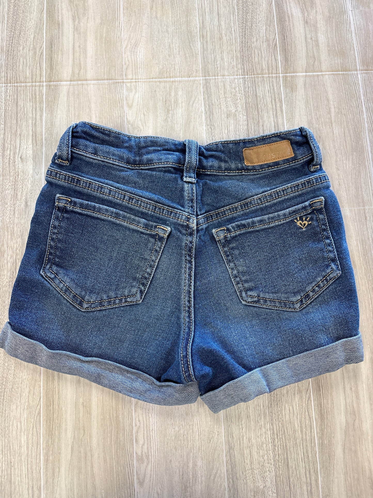 10 Rainbow Pocket Distressed Shorts