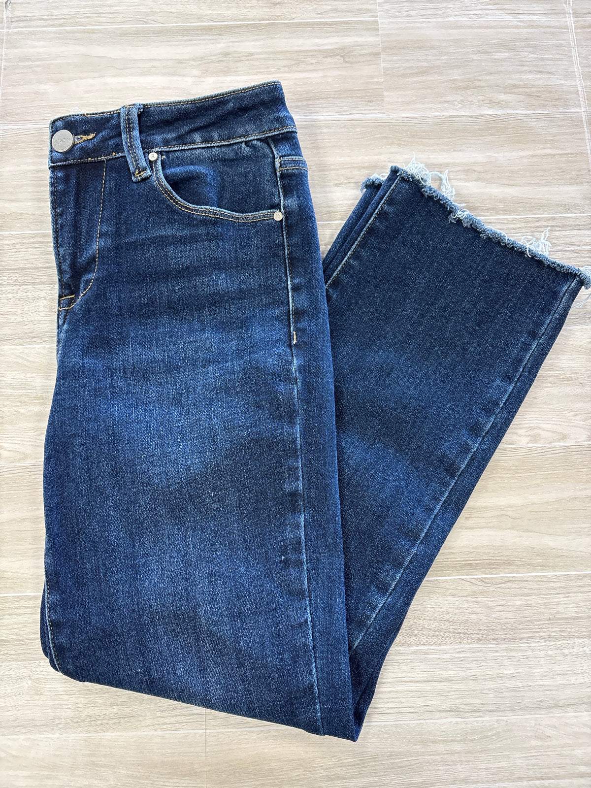 Womens Risen 3/26 Dark Wash Straight Leg Denim
