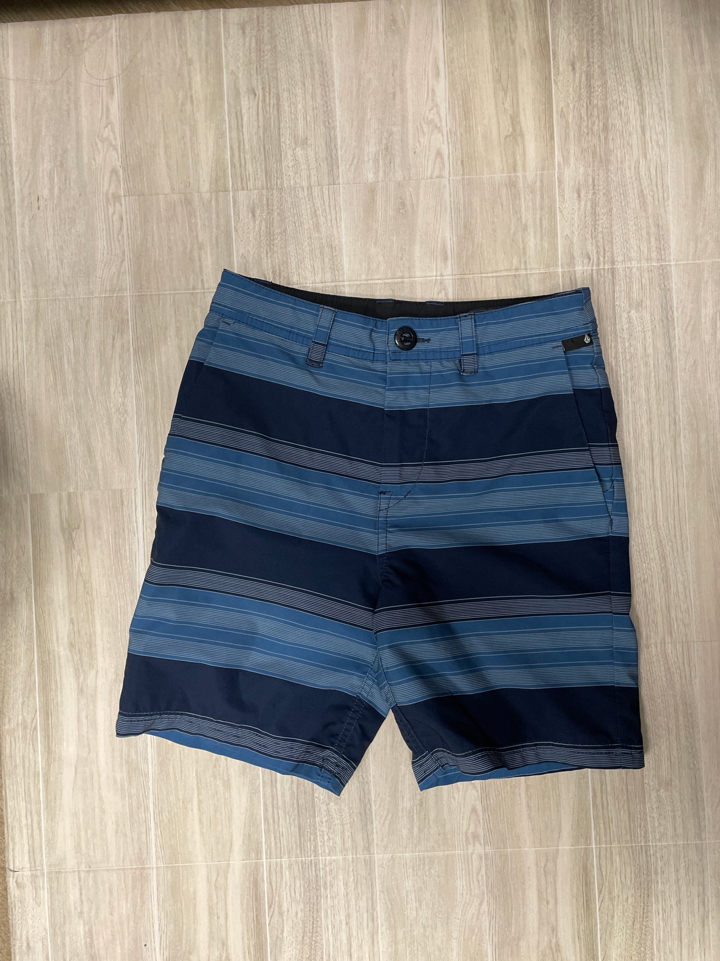 10 Volcom Blue Striped Swim Shorts