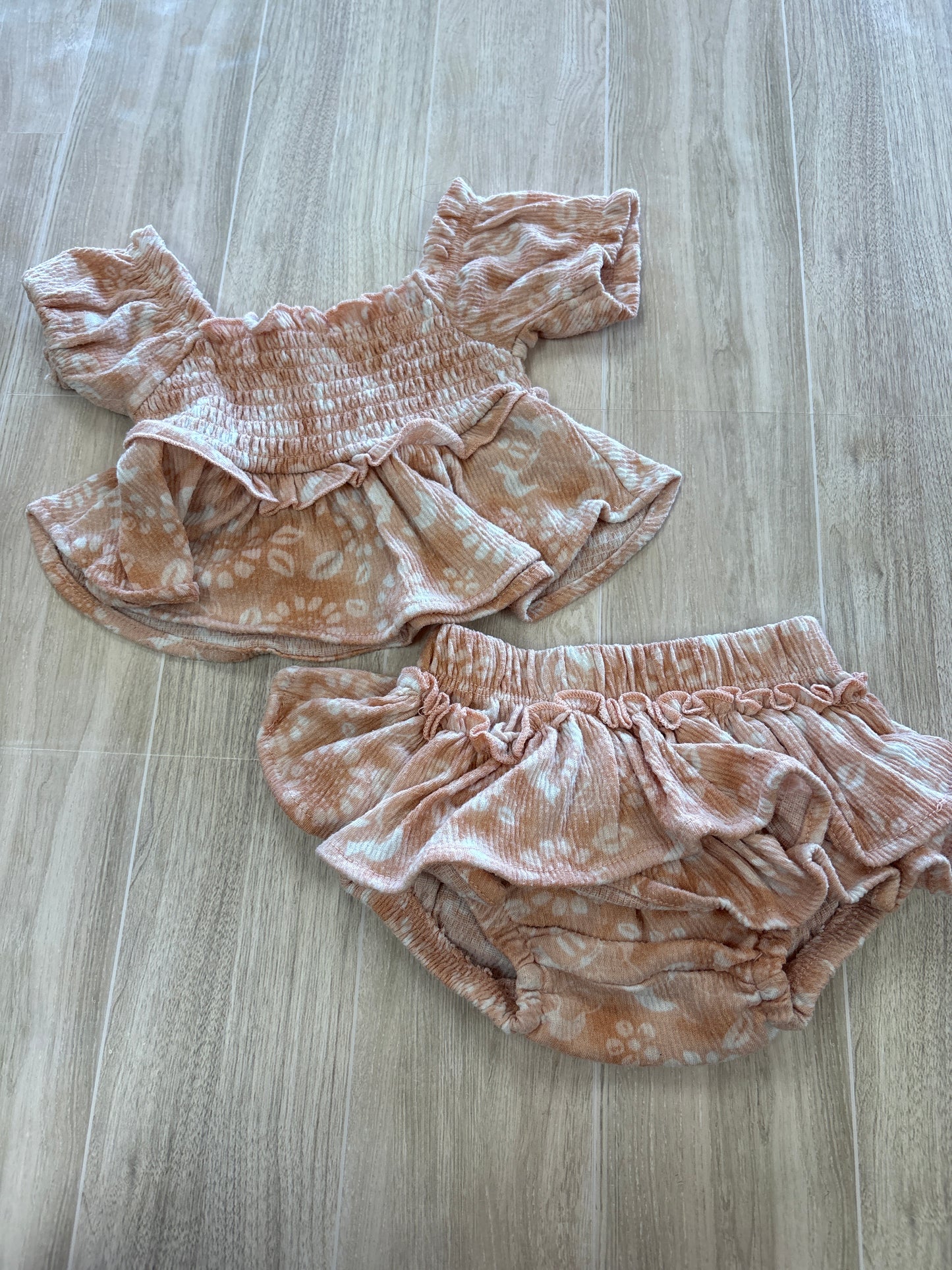3-6m Mickey Peach Ruffle 2 Piece Set