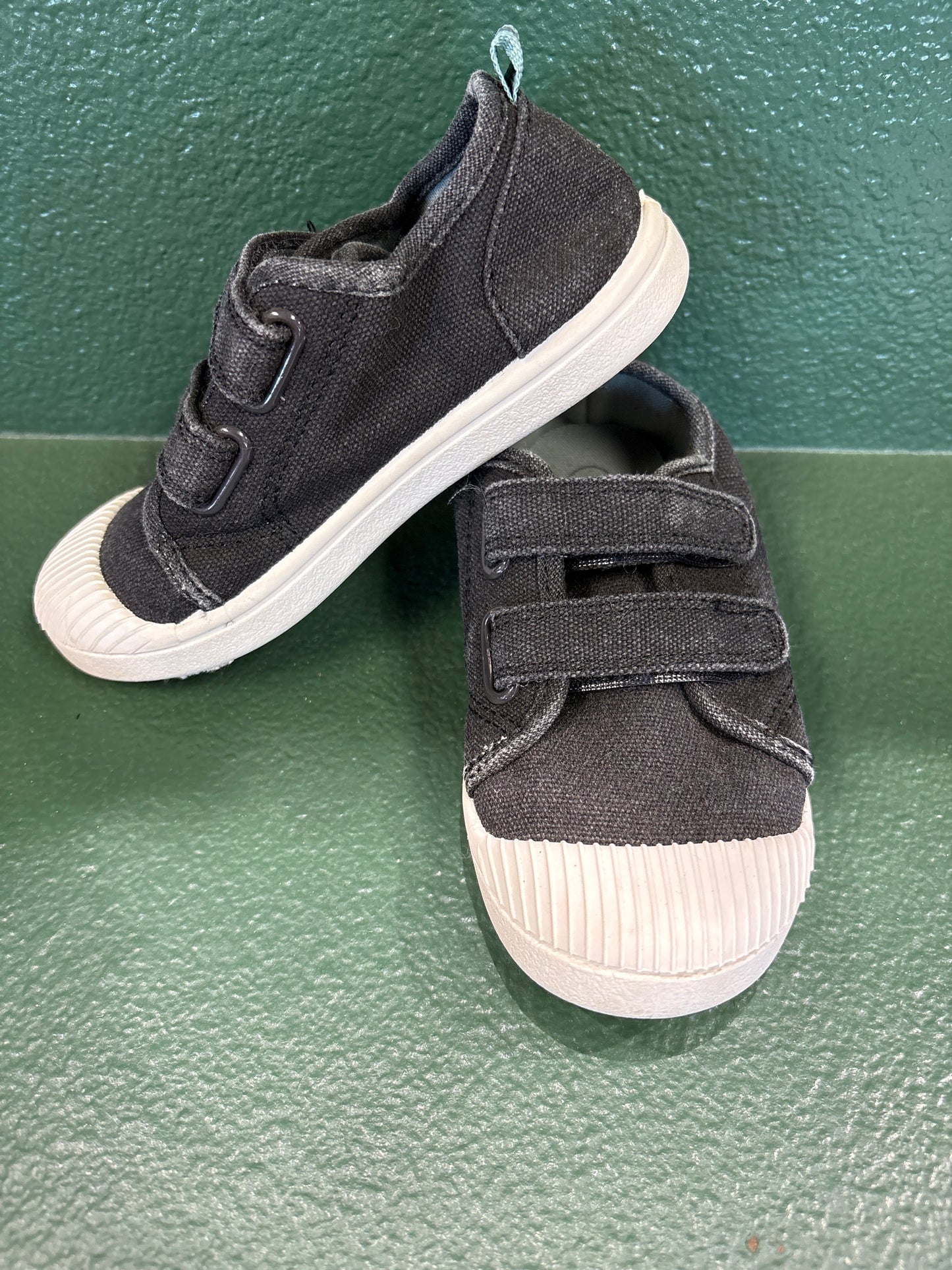 10c Cat & Jack Black Velco Shoes