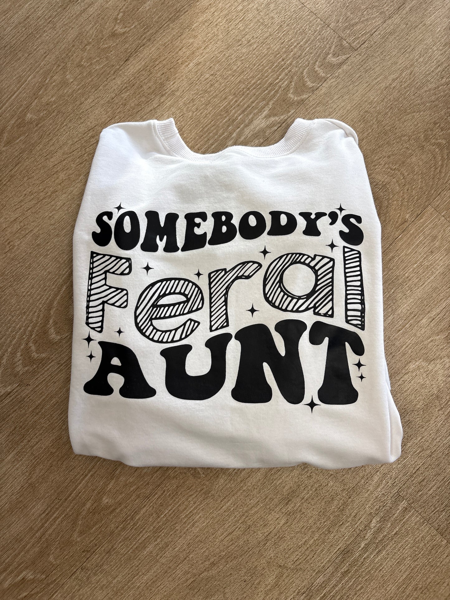 Womens Medium Somebodys Feral Aunt Lightweight Crewneck - Blemish