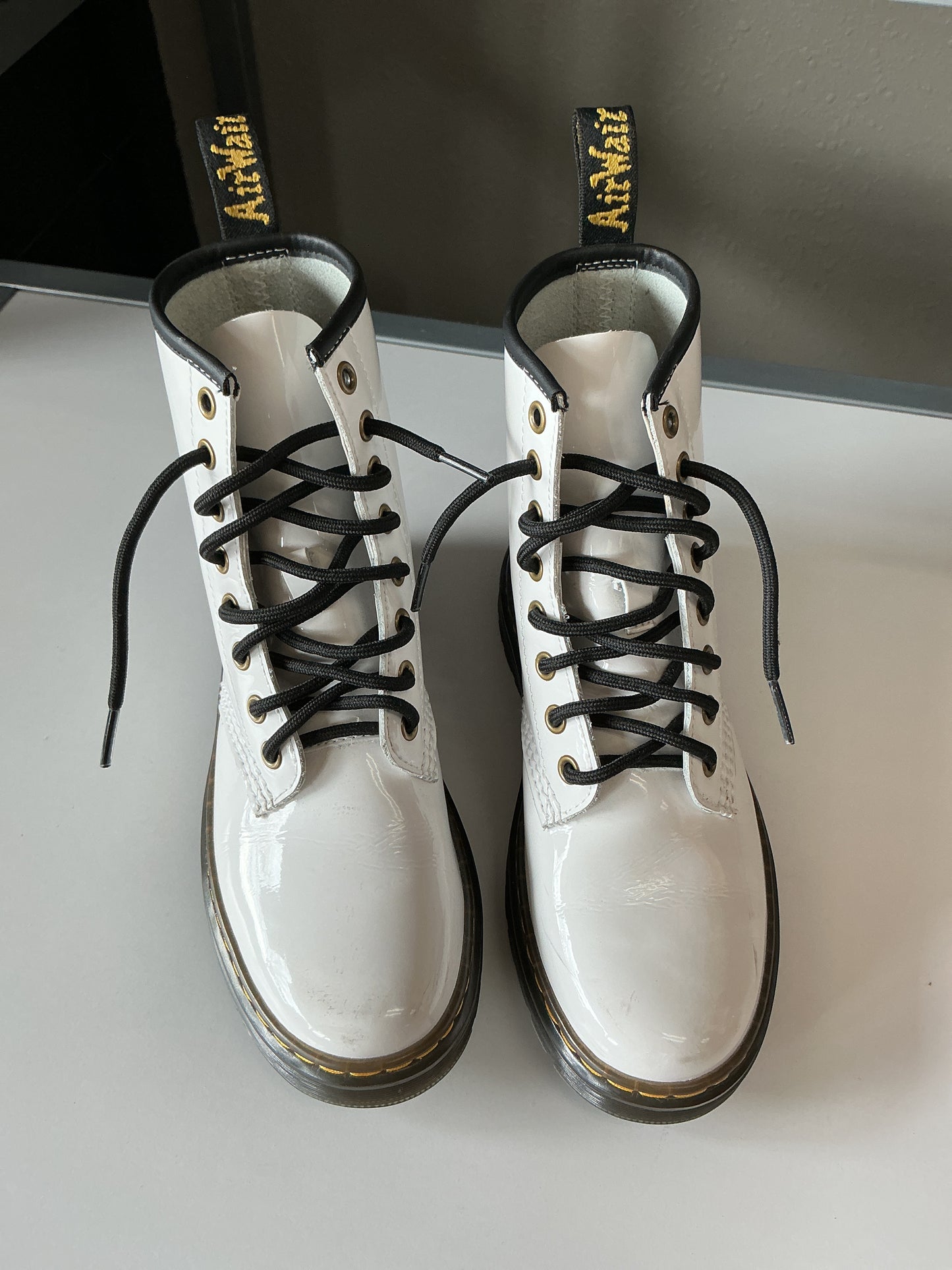 Womens 6 Dr Martin Boots