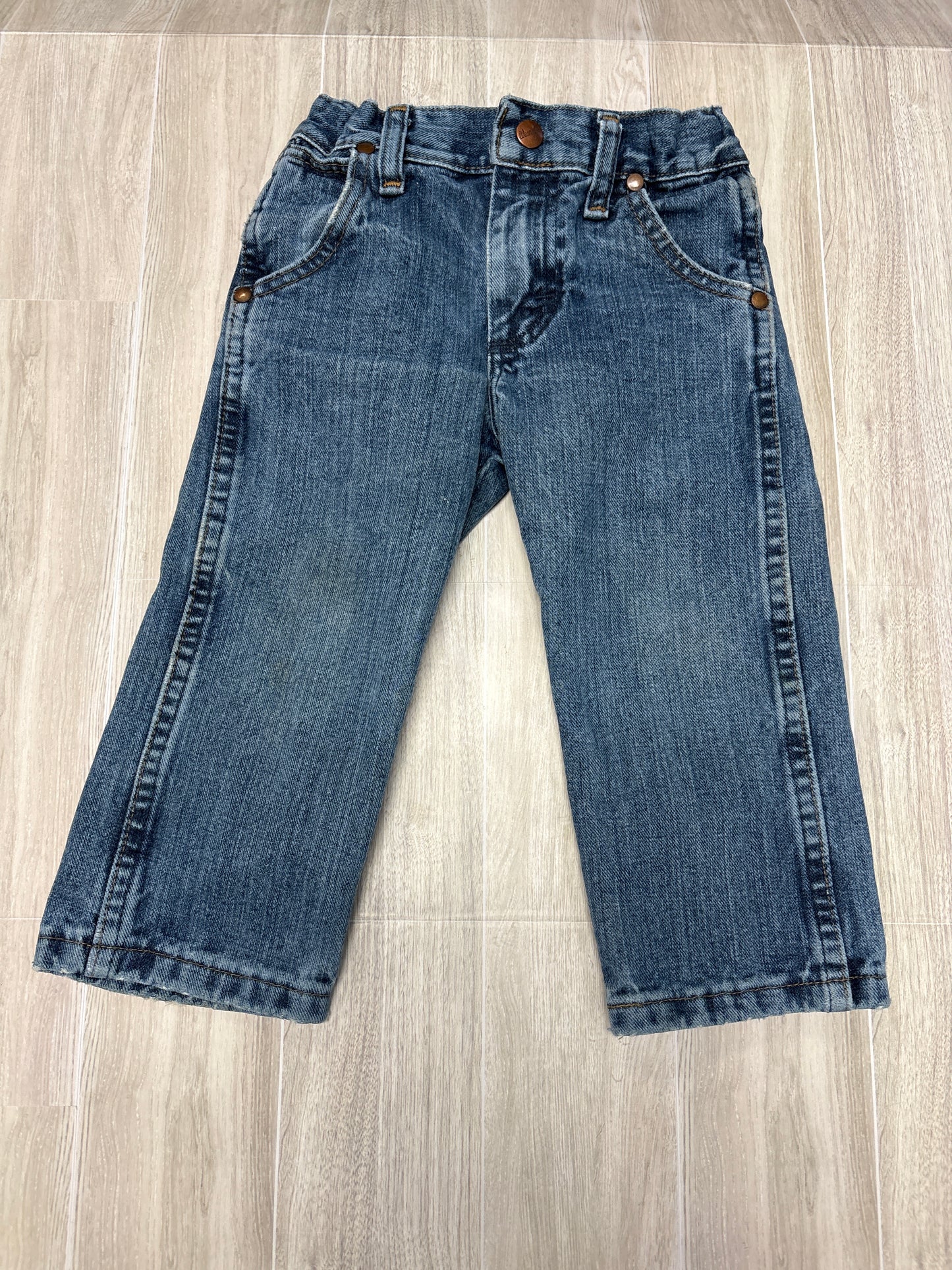 2T Wrangler Medium Wash Denim