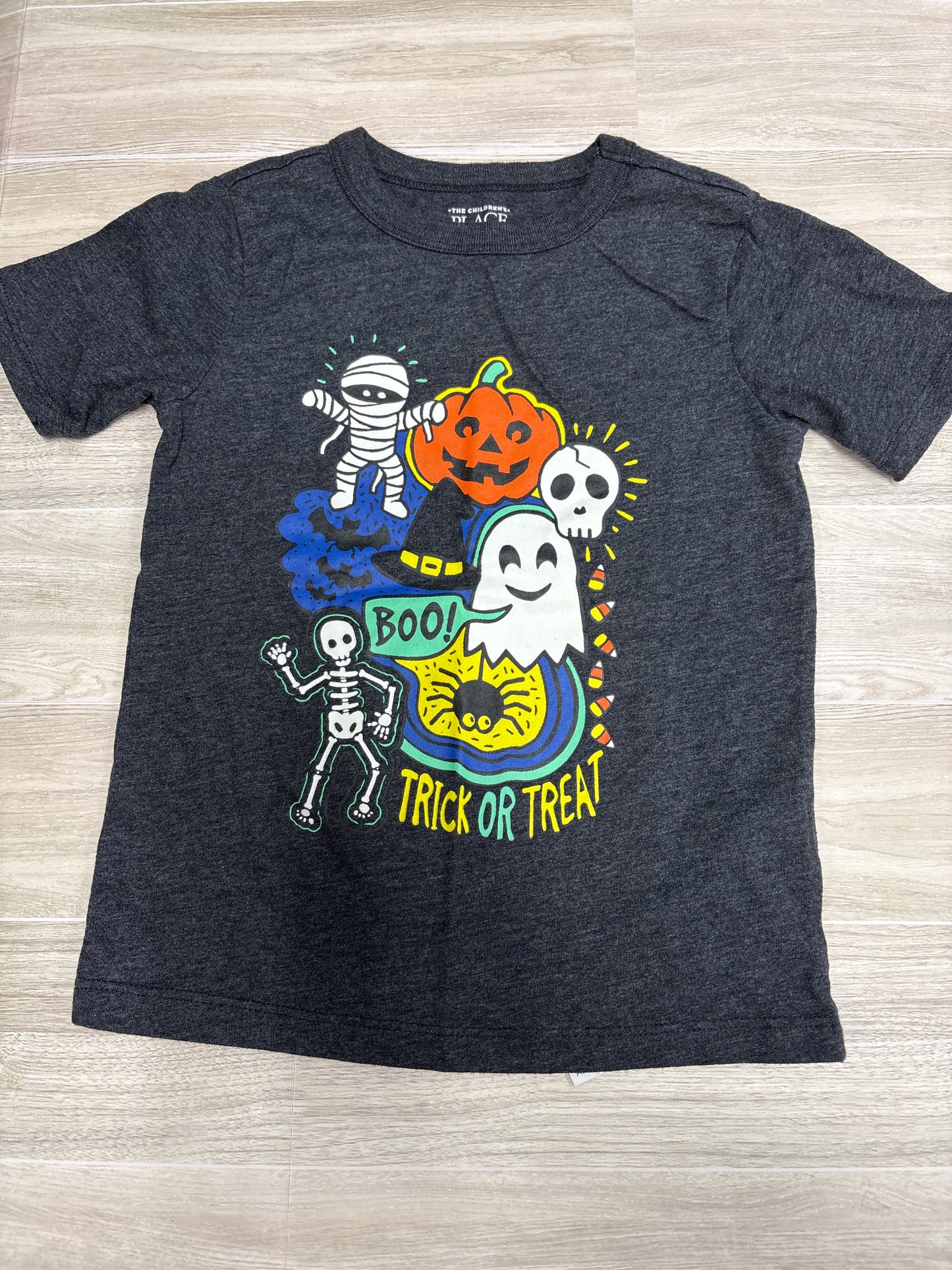 4T Mummy Halloween Graphic Shirt