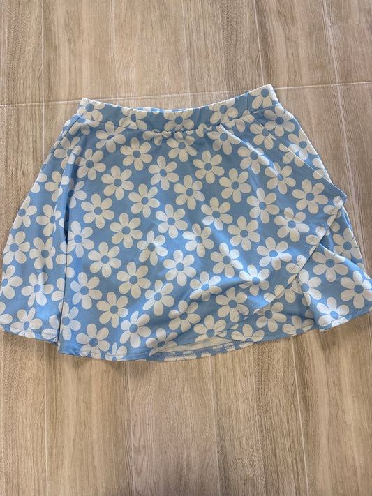10 Yogalicious Blue Floral Athletic Skort
