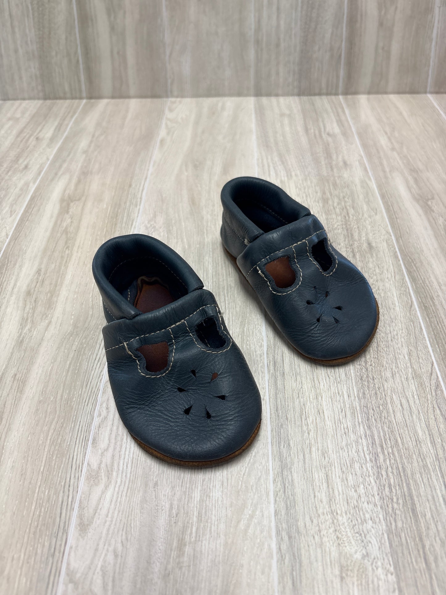4c Navy Leather Mocs