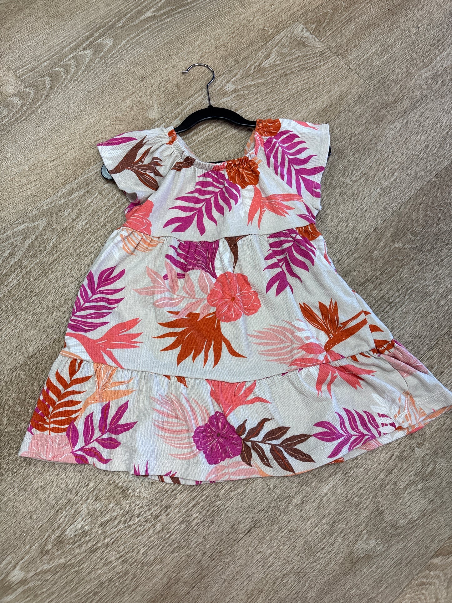 5T Tan Leafy Floral Dress