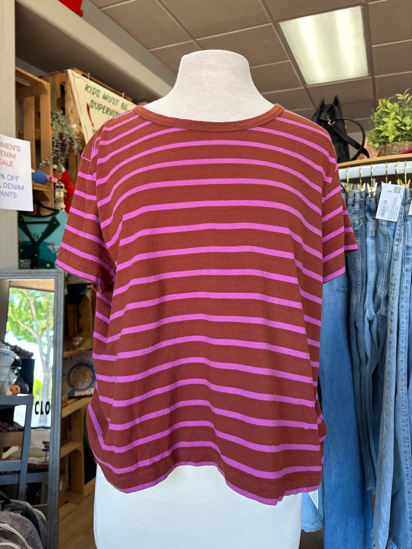 Womens XLarge Brown/Pink Striped Shirt