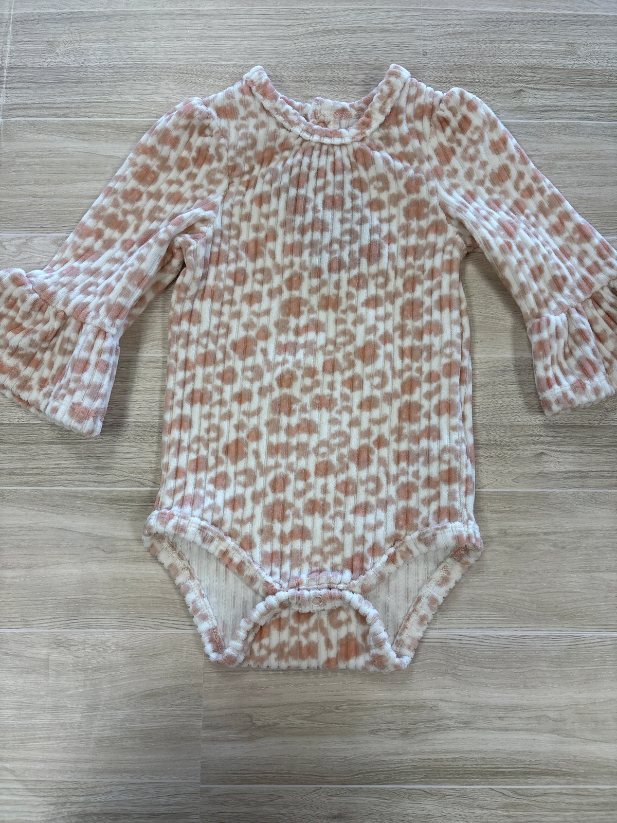 18m Rachel Zoe Pink Leopard Flare Sleeve Onesie