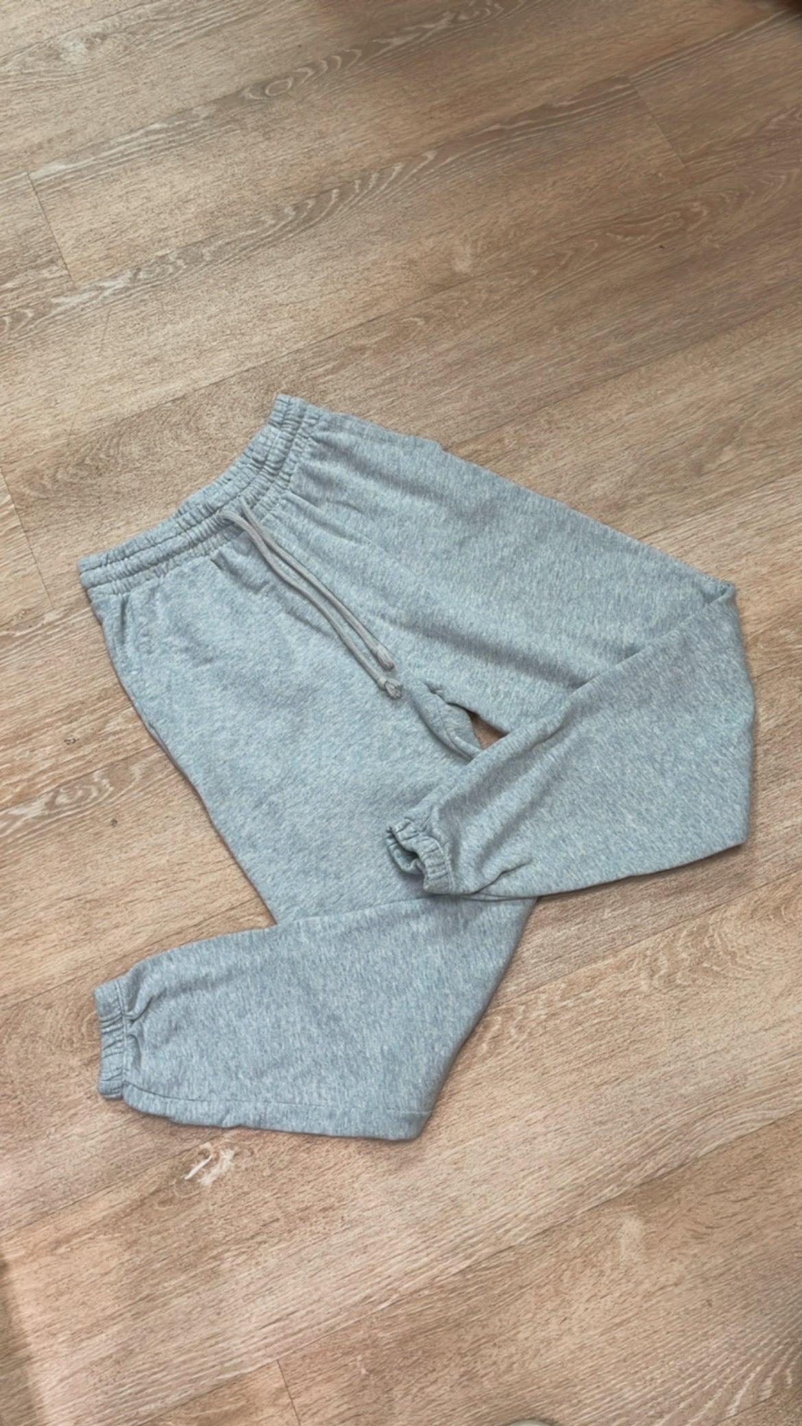 7/8 Grey Sweatpants