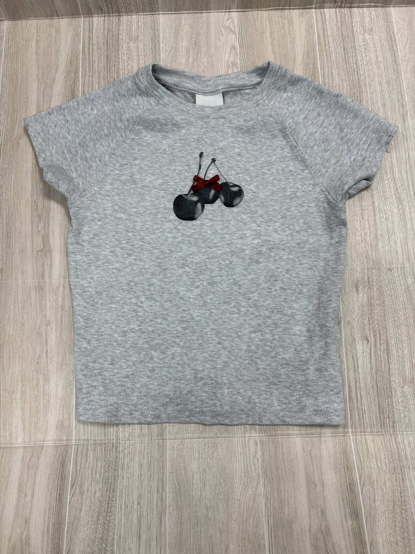 9/10 Zara Grey Ribbed Cherry Graphic Tee