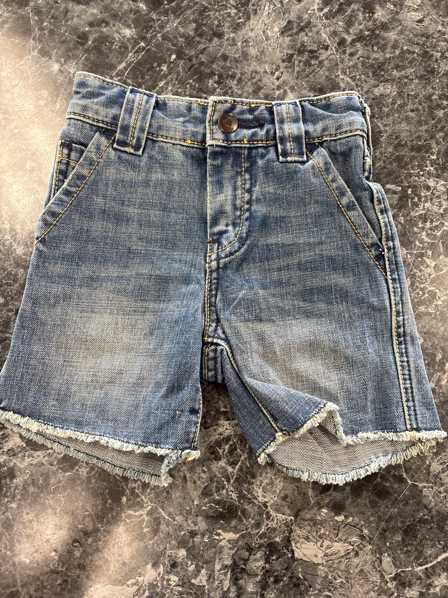 NWT 12-18m Gap Shorts