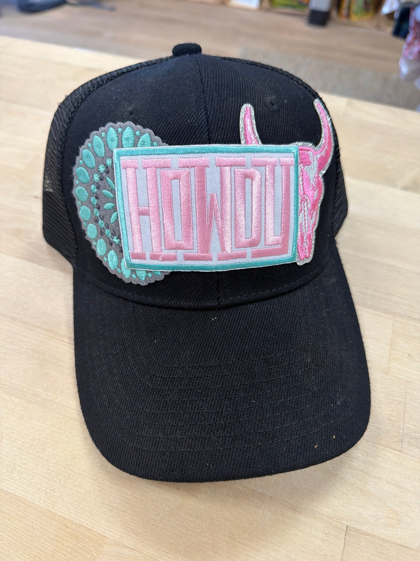 Trucker Hat - Howdy - Black/Pink/Turquoise