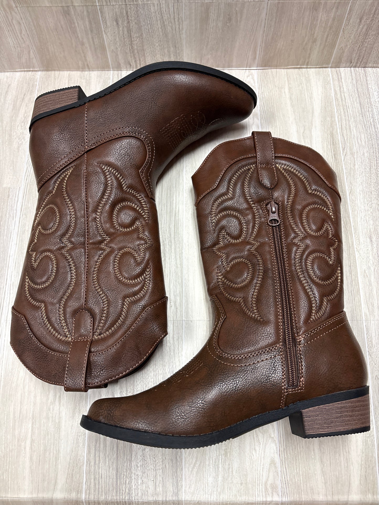 5Y Brown Western Boot