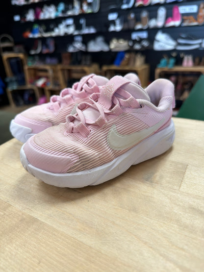 8c Pink Ribbed Nike Star Runners - Blemish