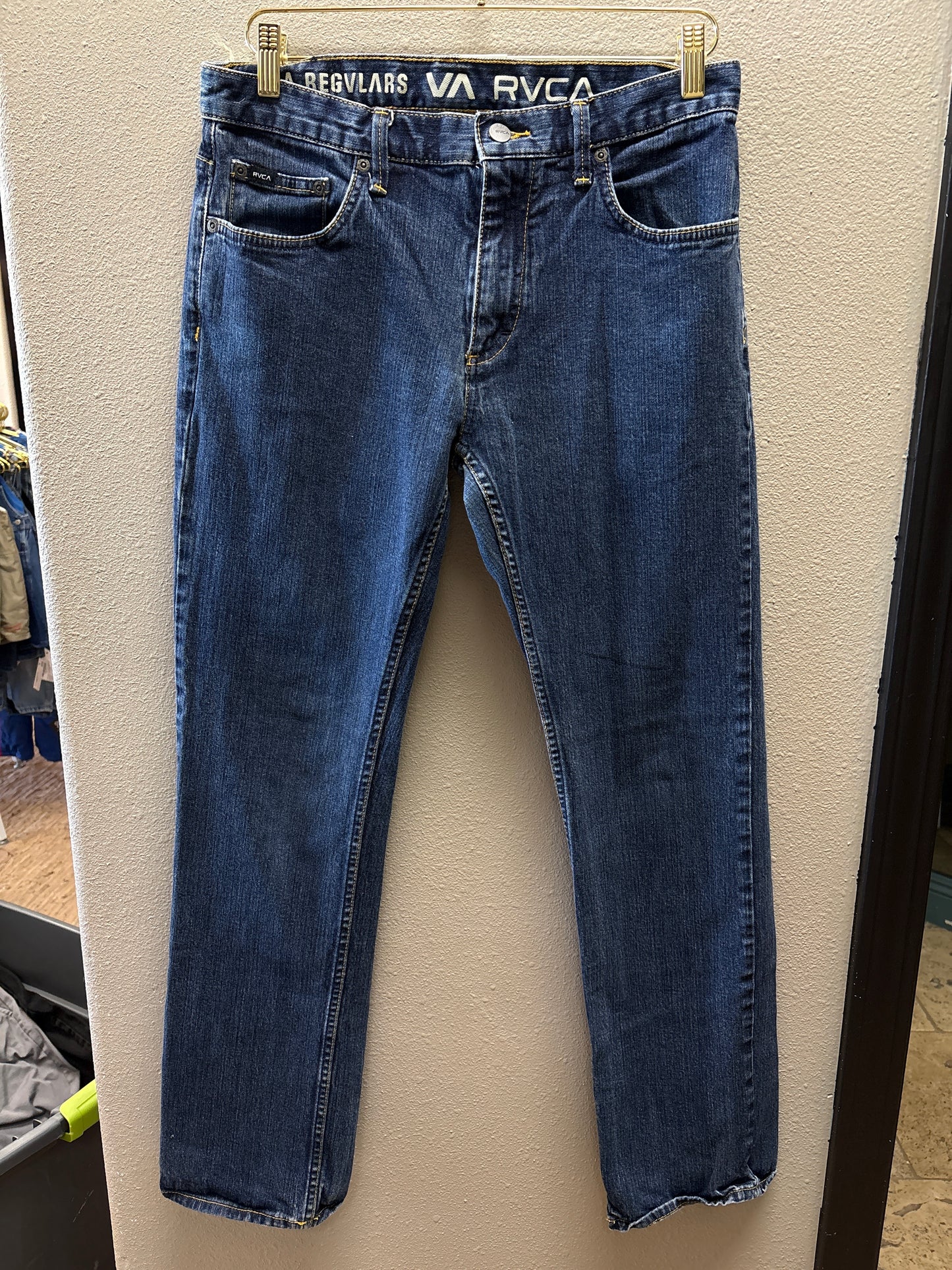 Womens 32 RVCA Regular Fit Denim