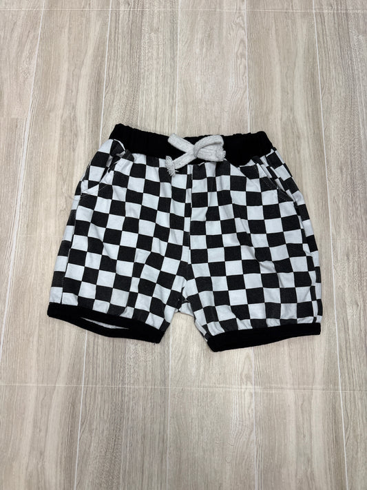 9-12m Black/White Checkered Soft Shorts