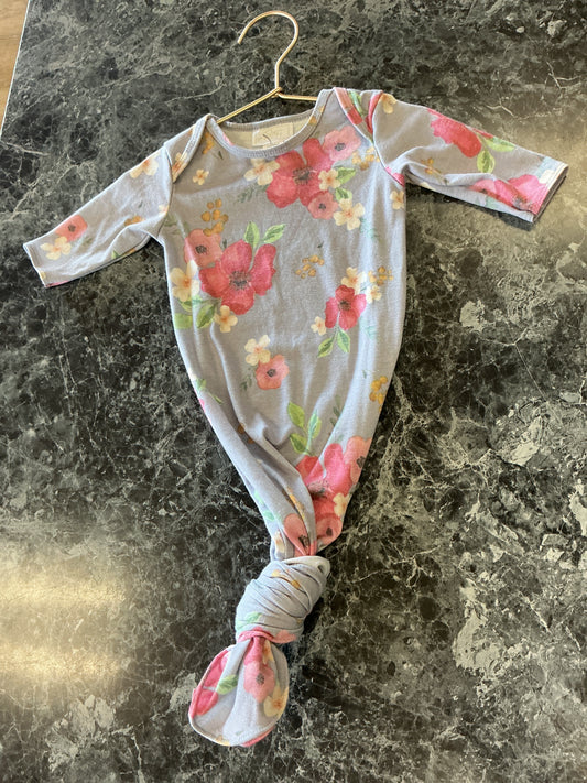 0-3m-knotted-gown