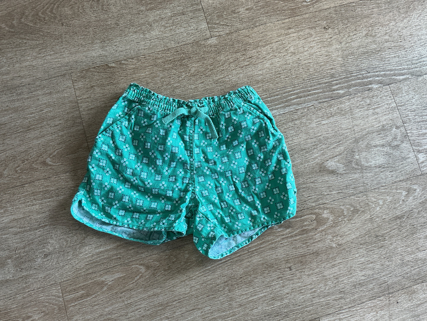 7 Green Pattern Soft Shorts