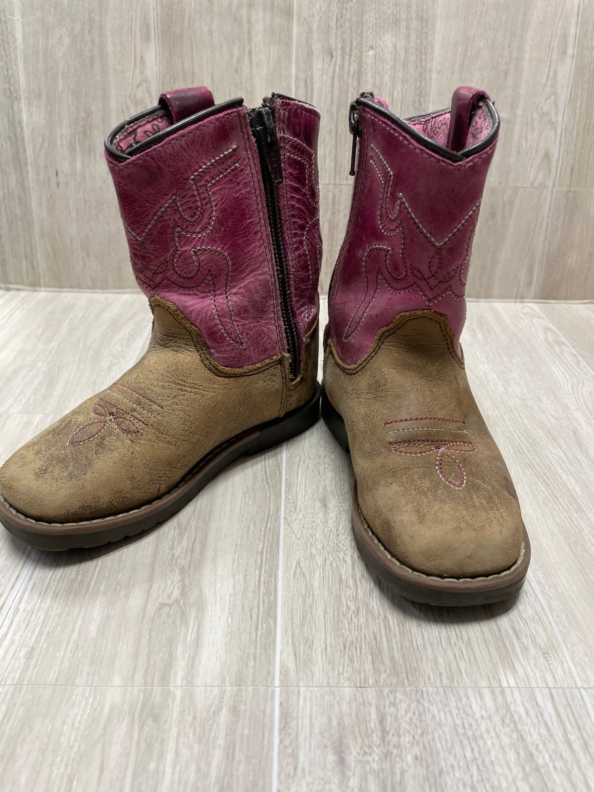 7c Shyanne Pink/Brown Western Boot - Blemish