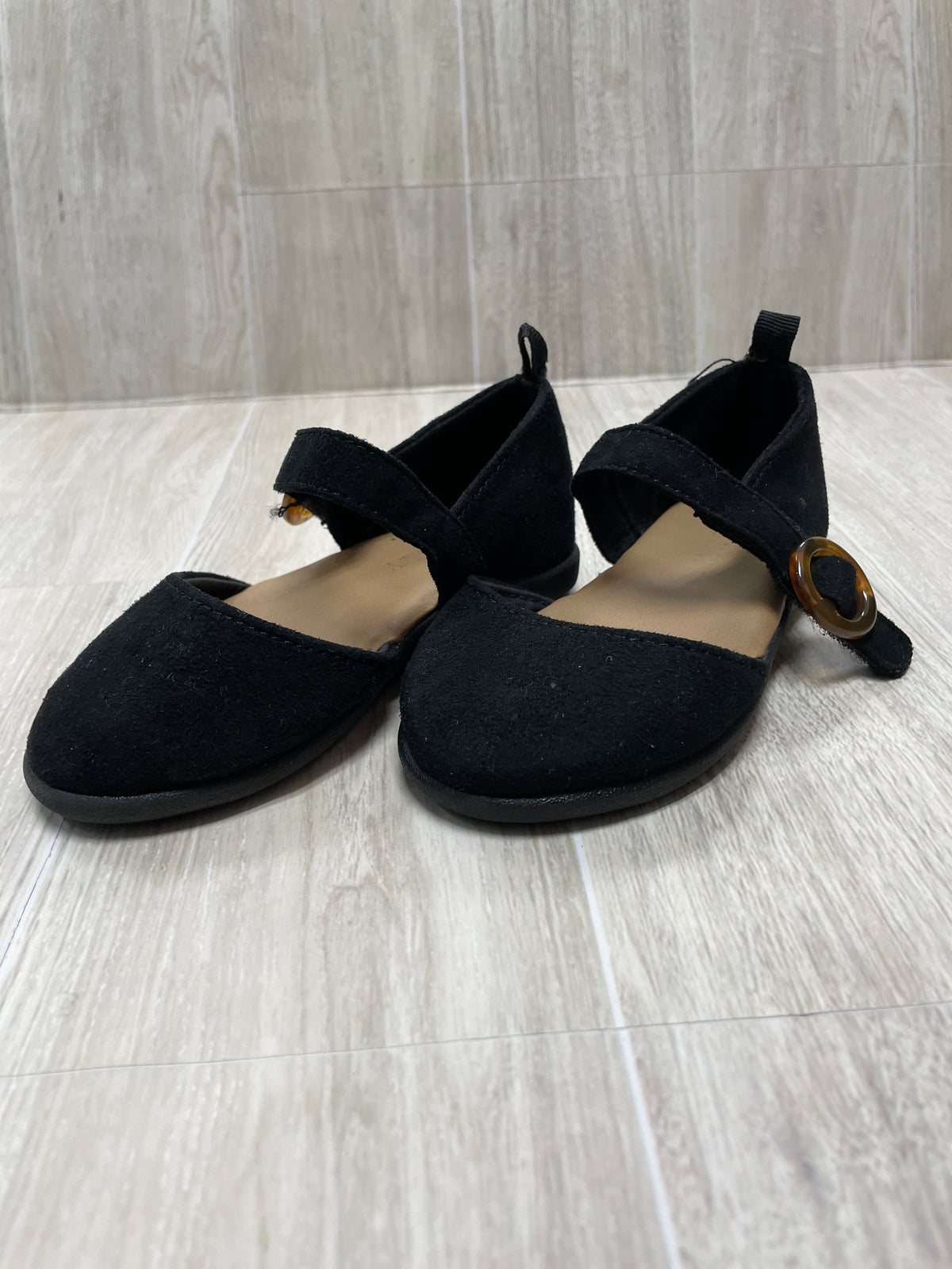 5c Black Velcro Flats